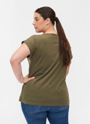 T-skjorte med brystlomme i organisk bomull, Ivy Green, Model image number 1