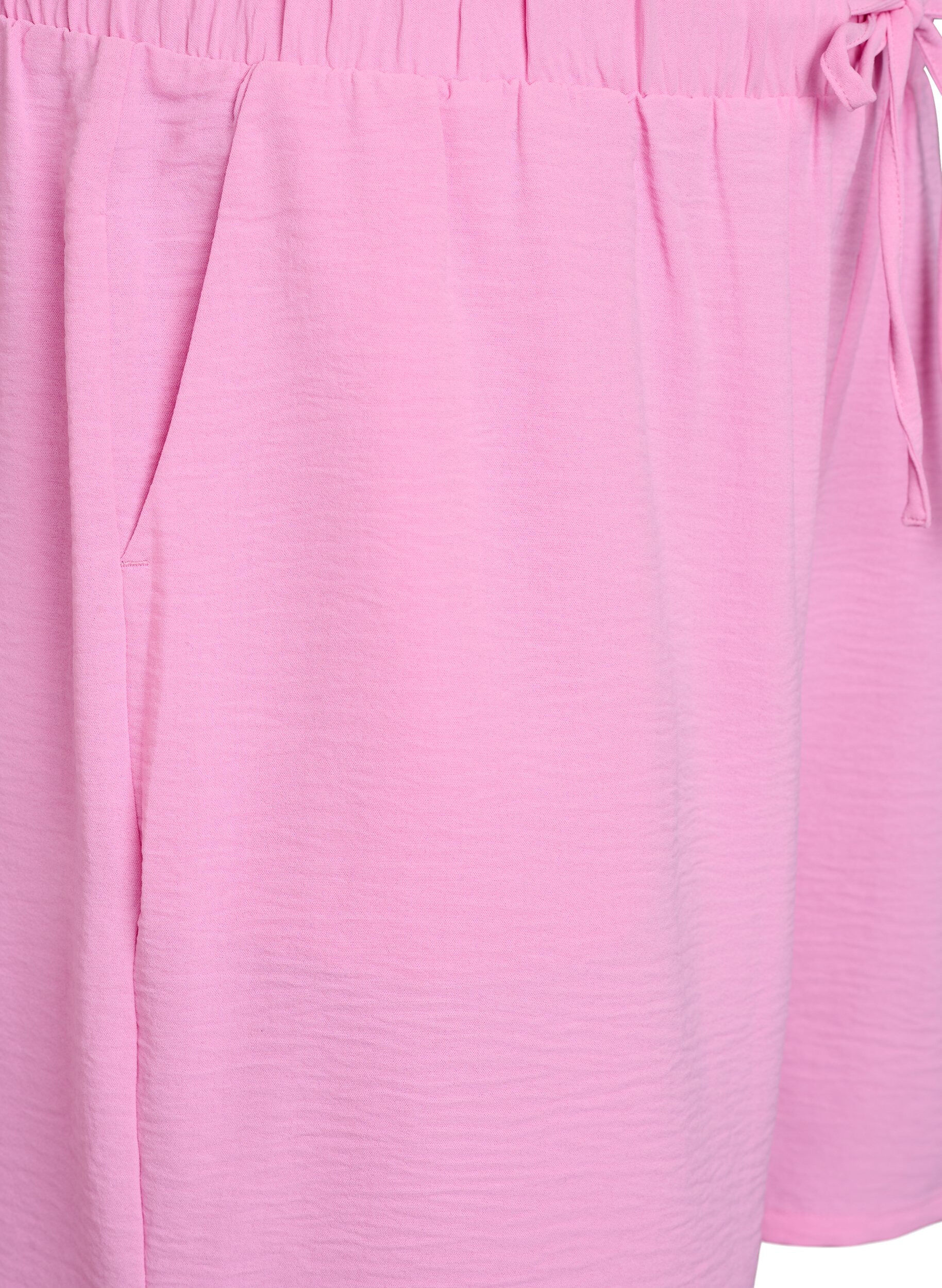 ZizziShorts med lommer og elastisk linning, Rosa, Packshot image number 2