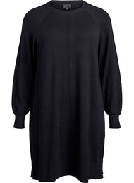 Kort strikkekjole med raglanermer og en midtsøm, Black