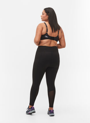 CORE, POCKET TIGHTS - Treningstights med sidelomme, Black, Model image number 1