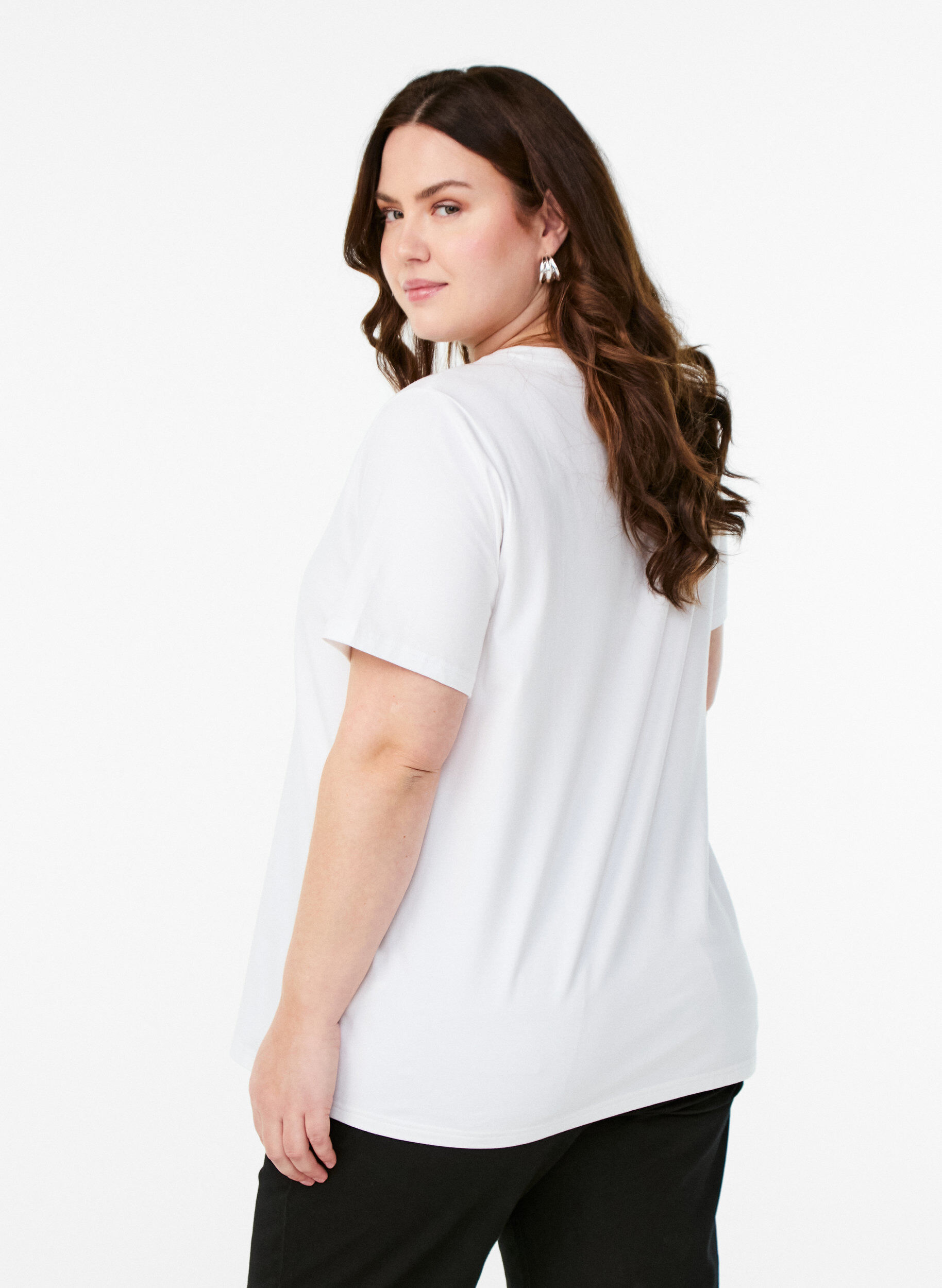 Zizzi T-skjorte i organisk bomull med blomsterm&oslash;nster, B. White w. Rose, Model image number 1