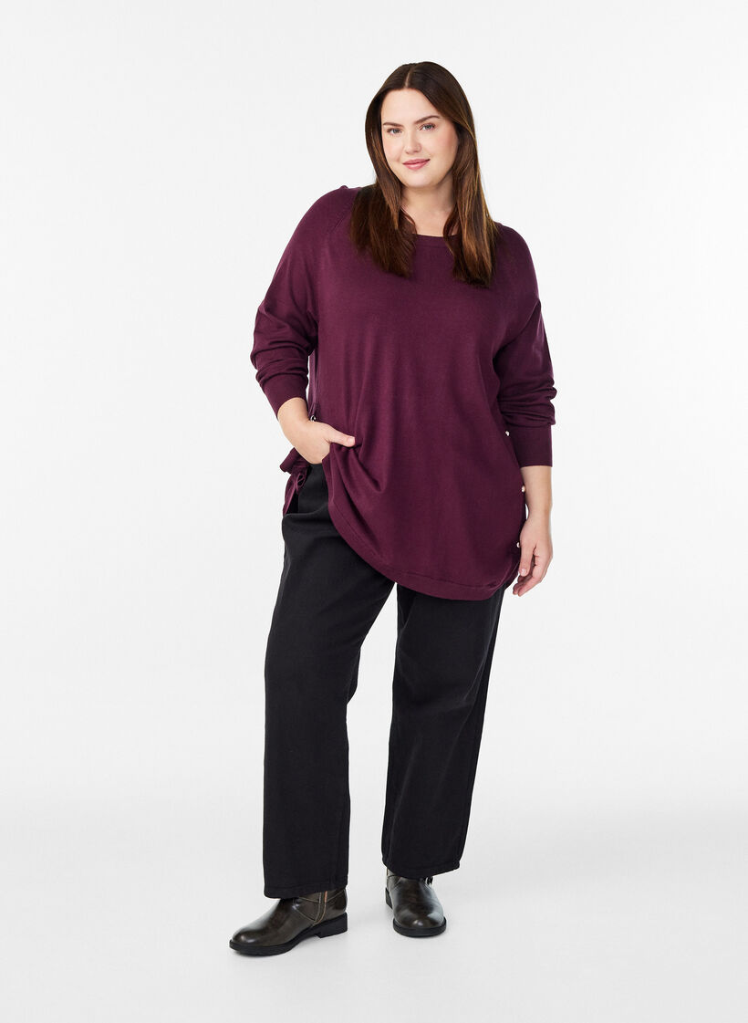 Strikkebluse med knapper i sidene, Rød, Model image number 1