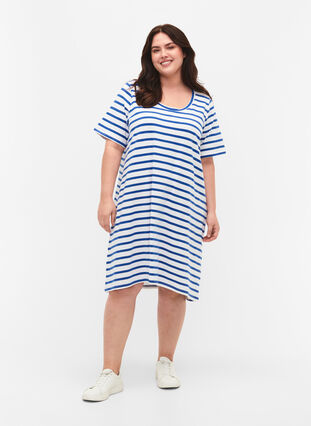 Stripete jerseykjole med korte ermer, Blue Stripes, Model image number 2