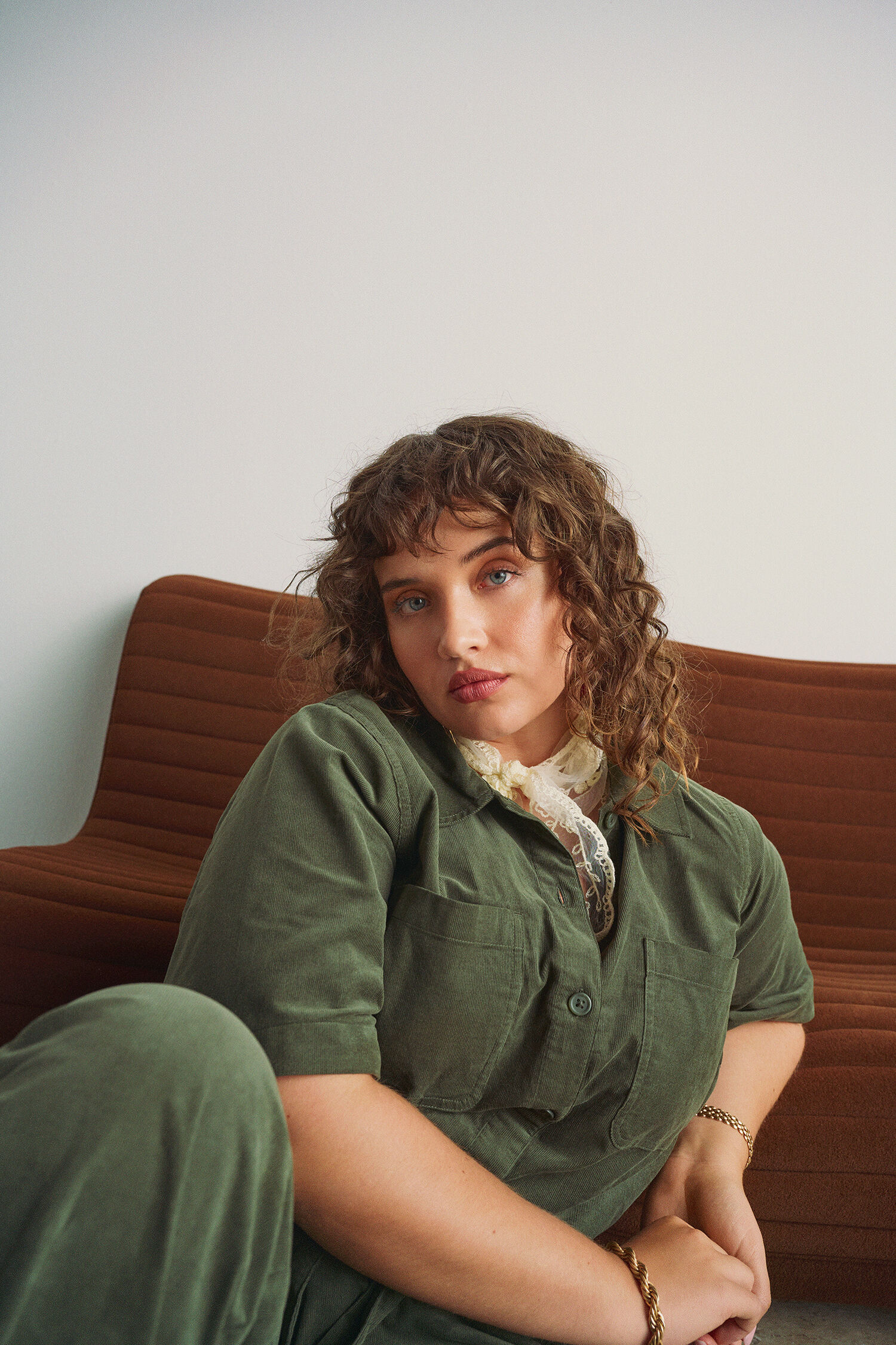 Zizzi Jumpsuit i bomullsfl&oslash;yel, , Model