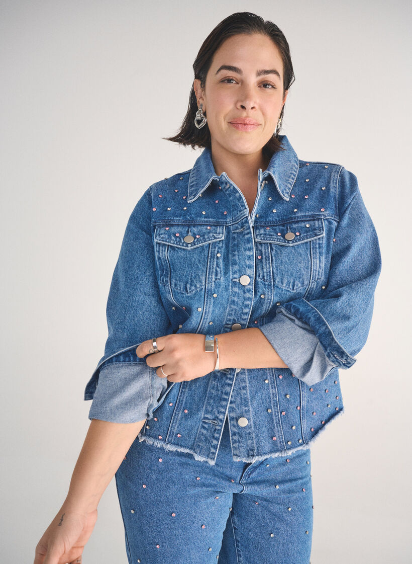 Denimjakke med rhinesteiner og en rå fold, Blue Denim, Image