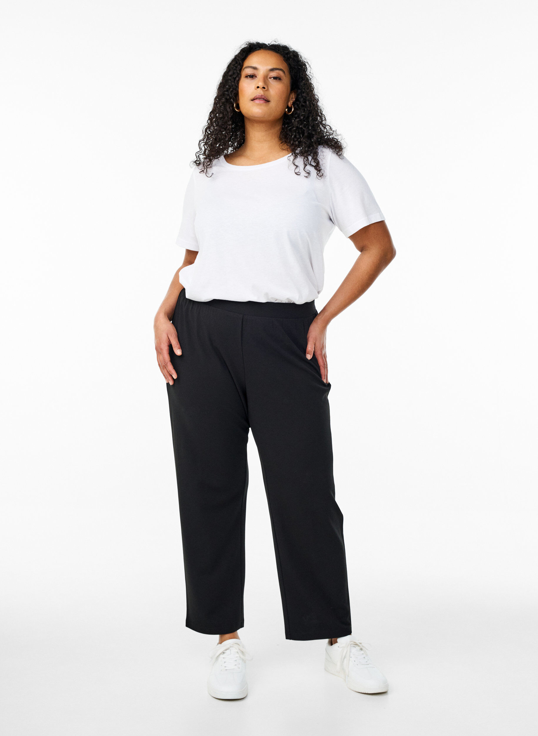 ZizziBukser med straight fit, Svart, Model image number 0