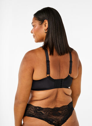 Zizzi Heldekkende BH med polstrede stropper, Black, Model image number 1