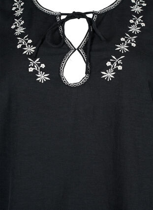 Brodert bluse i bomullsblanding med lin, Black W. EMB, Packshot image number 2