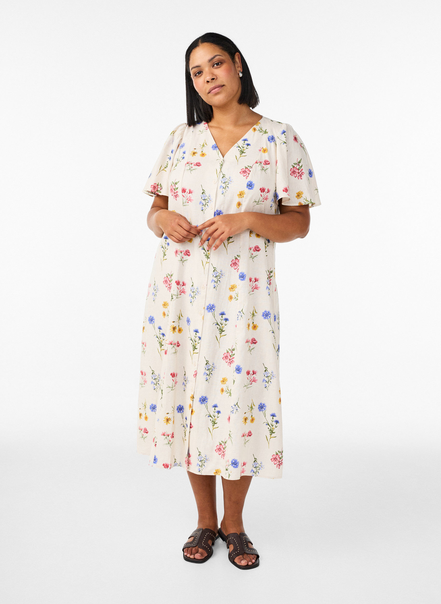 Midikjole i lin og viskose med volangermer, Beige, Model