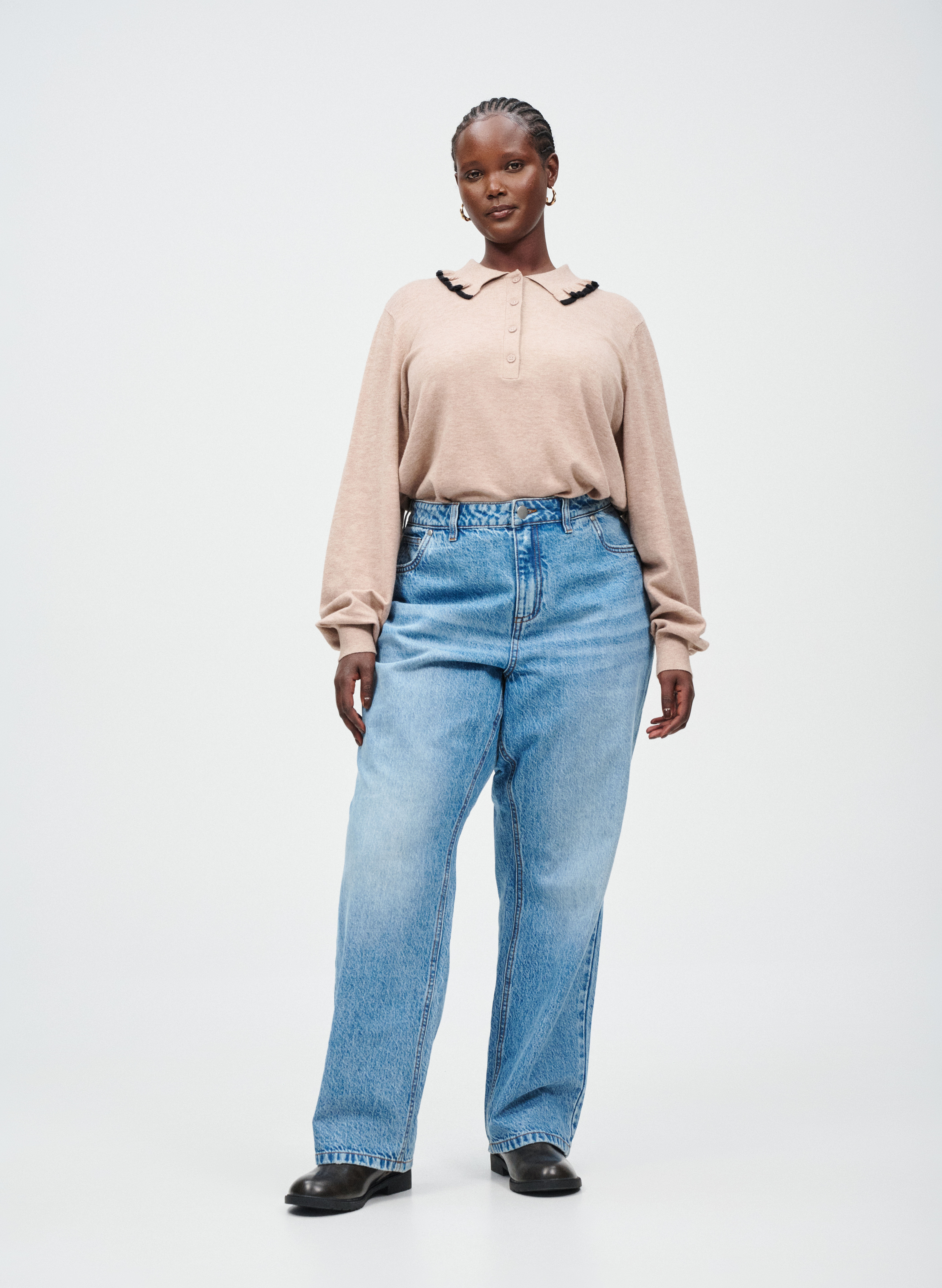 Polo med detaljkrage, , Model