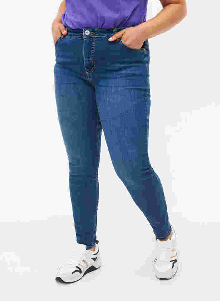 Amy jeans med høyt liv og push-up, Blue denim, Model image number 2