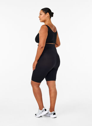 Zizzi Sømløs sykkelshorts, Svart, Model image number 2