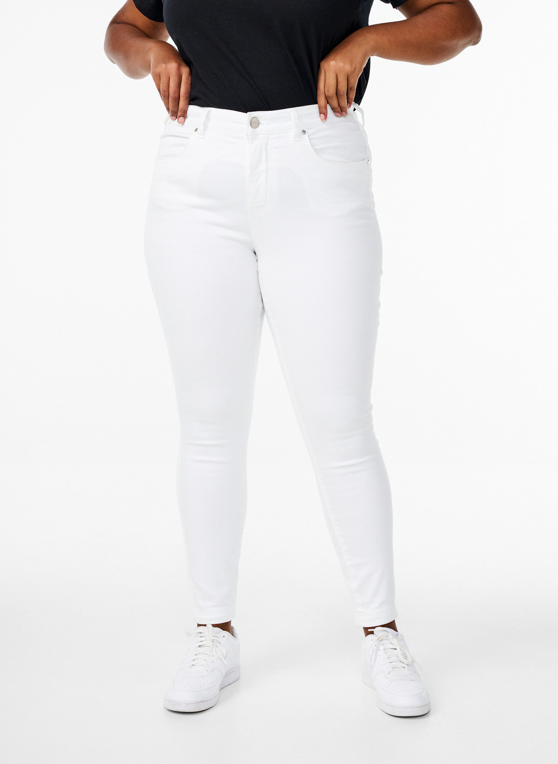 Zizzi Super slim Amy jeans med h&oslash;yt liv, White, Model image number 2