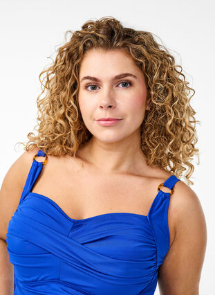 Zizzi Polstret badedrakt med drapering, Blå, Model image number 2