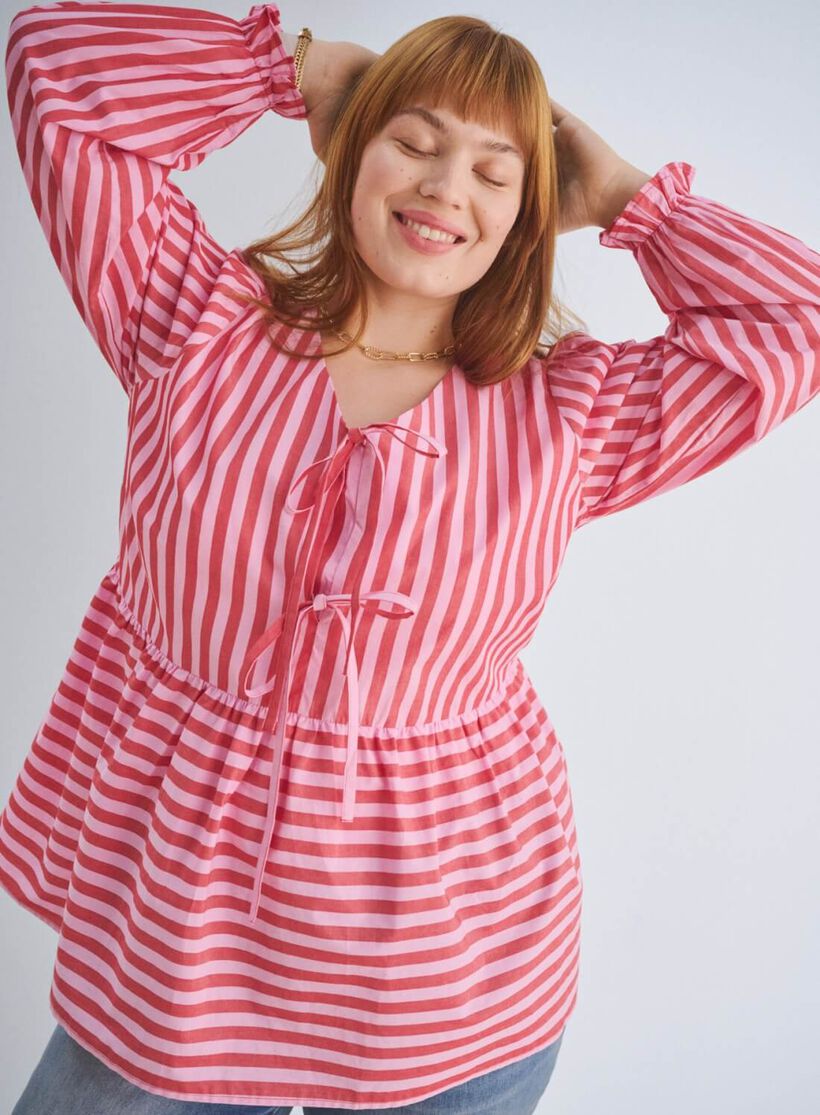 Stribet bluse, , Model