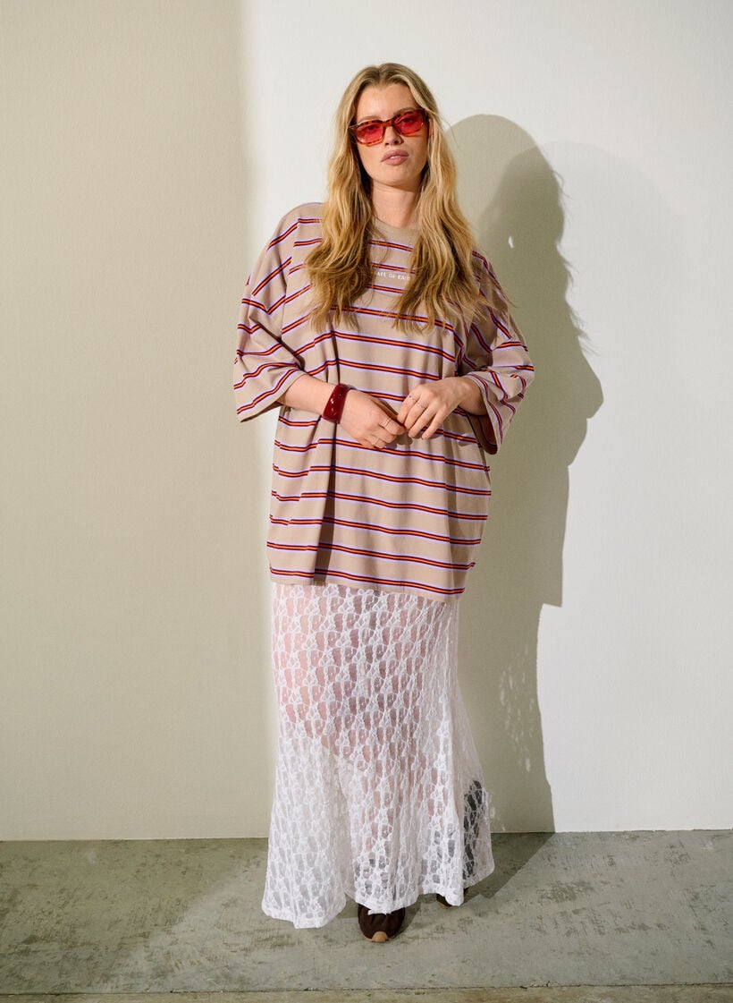 Langt gjennomsiktig skj&oslash;rt med blonder, Hvit, Image image number 0