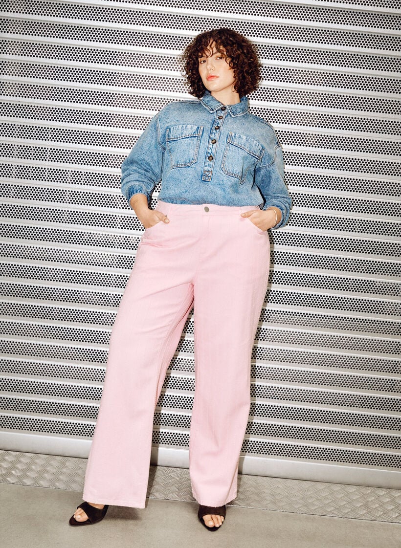 Myra jeans i farget denim med wide fit og teksturert m&oslash;nster, Rosa, Image image number 0