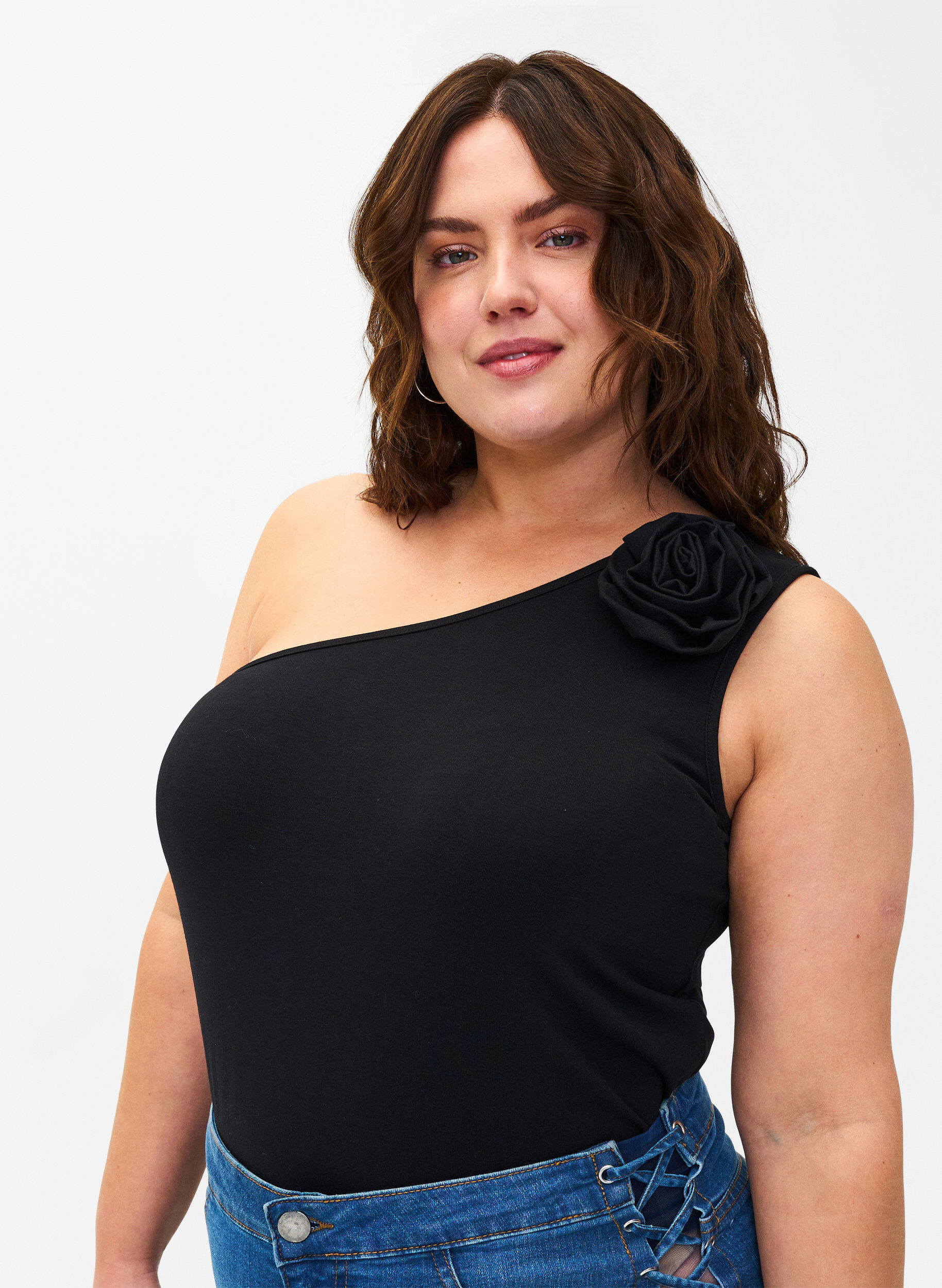 Zizzi One shoulder-topp med rose, Black, Model image number 0