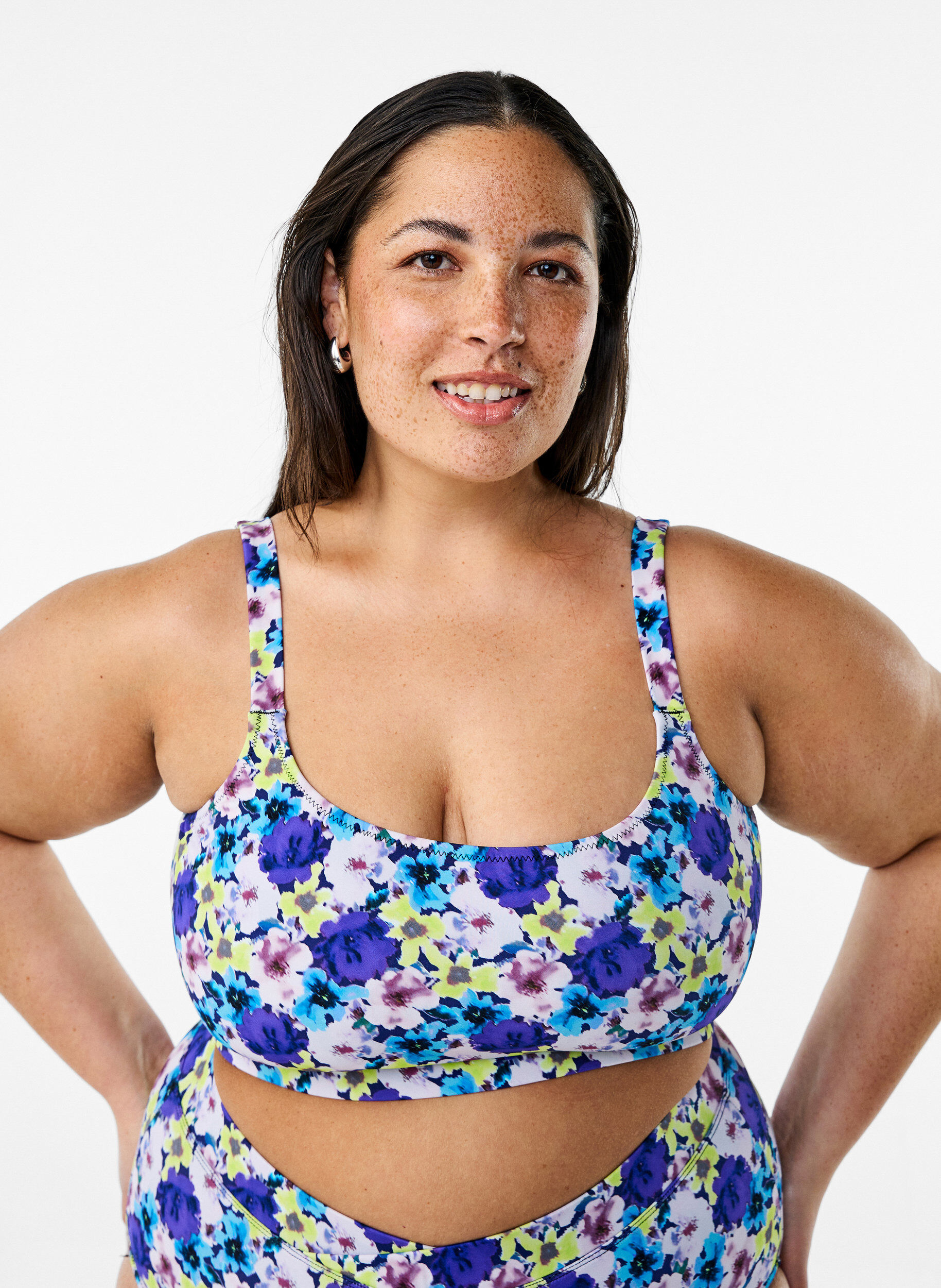 Zizzi Bikinitopp med justerbare stropper, Lilla, Model image number 0