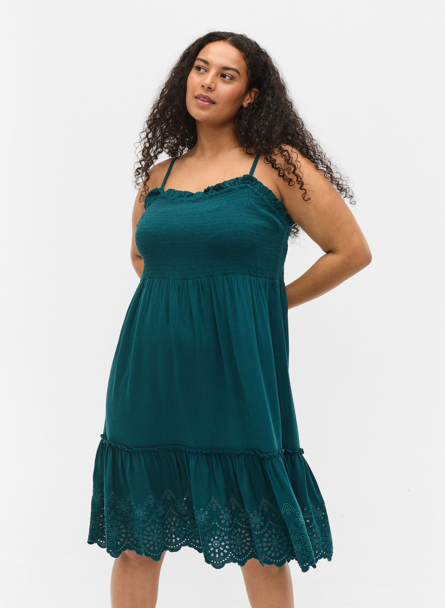 Zizzi Strandkjole i viskose med smock og broderi anglaise, Deep Teal, Model image number 0