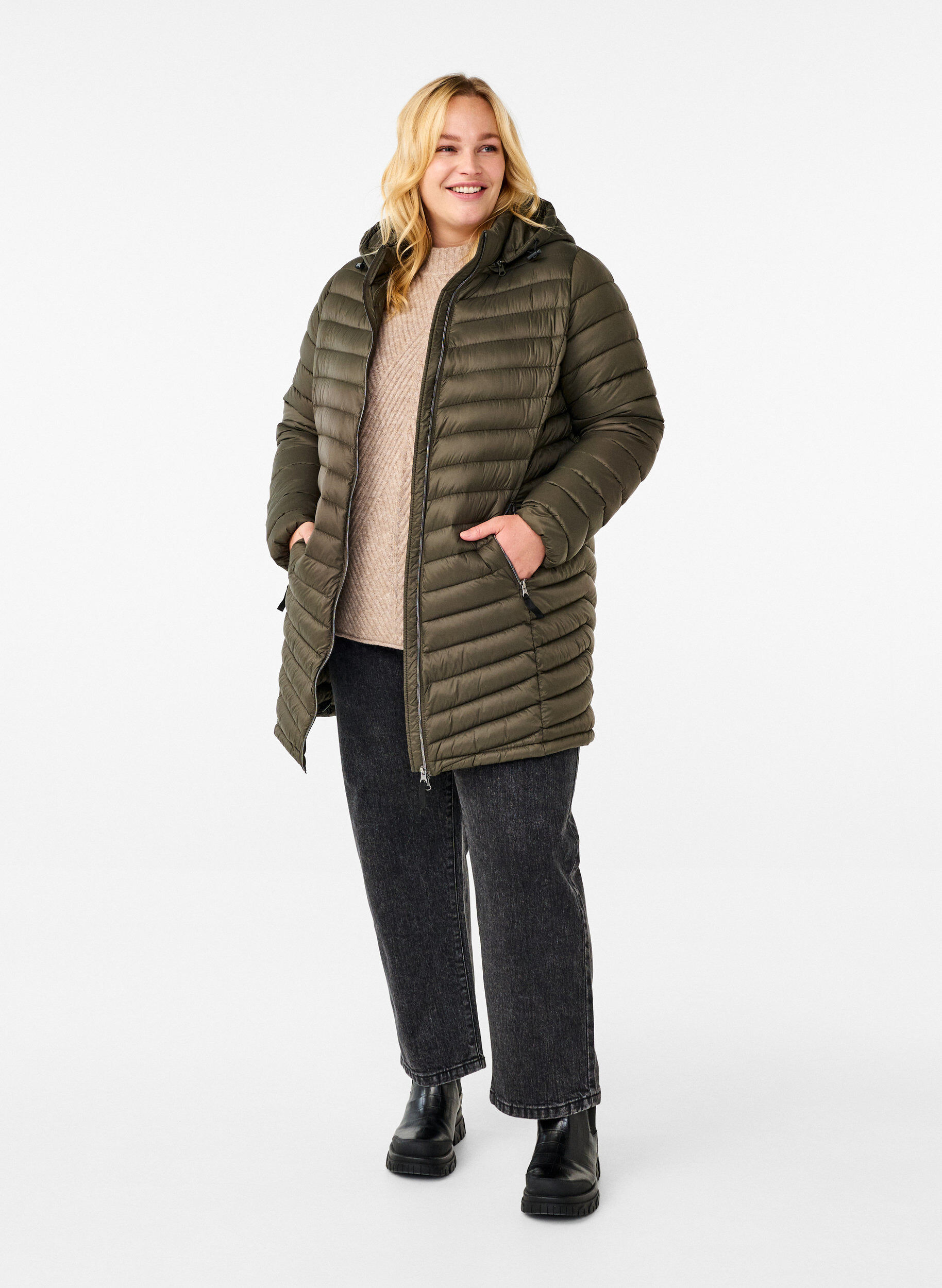 Zizzi Lett jakke med lommer og avtakbar hette, Gr&oslash;nn, Model image number 1