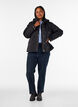Polstret parkas med avtakbar hette, Svart, Model image number 1