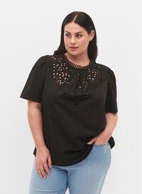 Bluse med anglaise broderi og 1/2 ermer, Black, Model