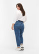 Mille mom-fit jeans med broderi, Blå, Model image number 1