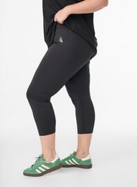 Tettsittende capribukser til trening, Svart Tettsittende capribukser til trening, Svart, Model