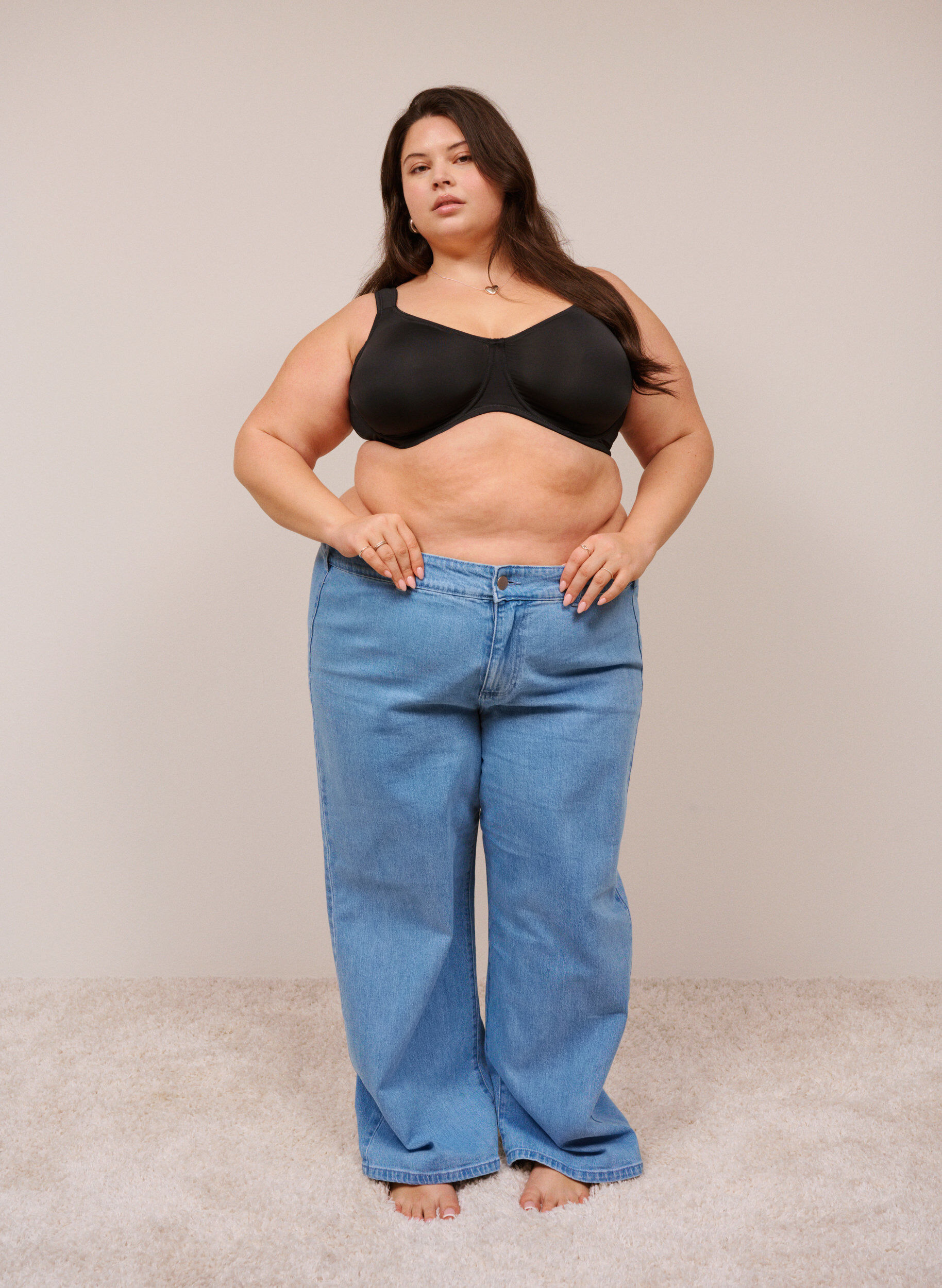 Komfort-BH med b&oslash;yler og formst&oslash;pte sk&aring;ler