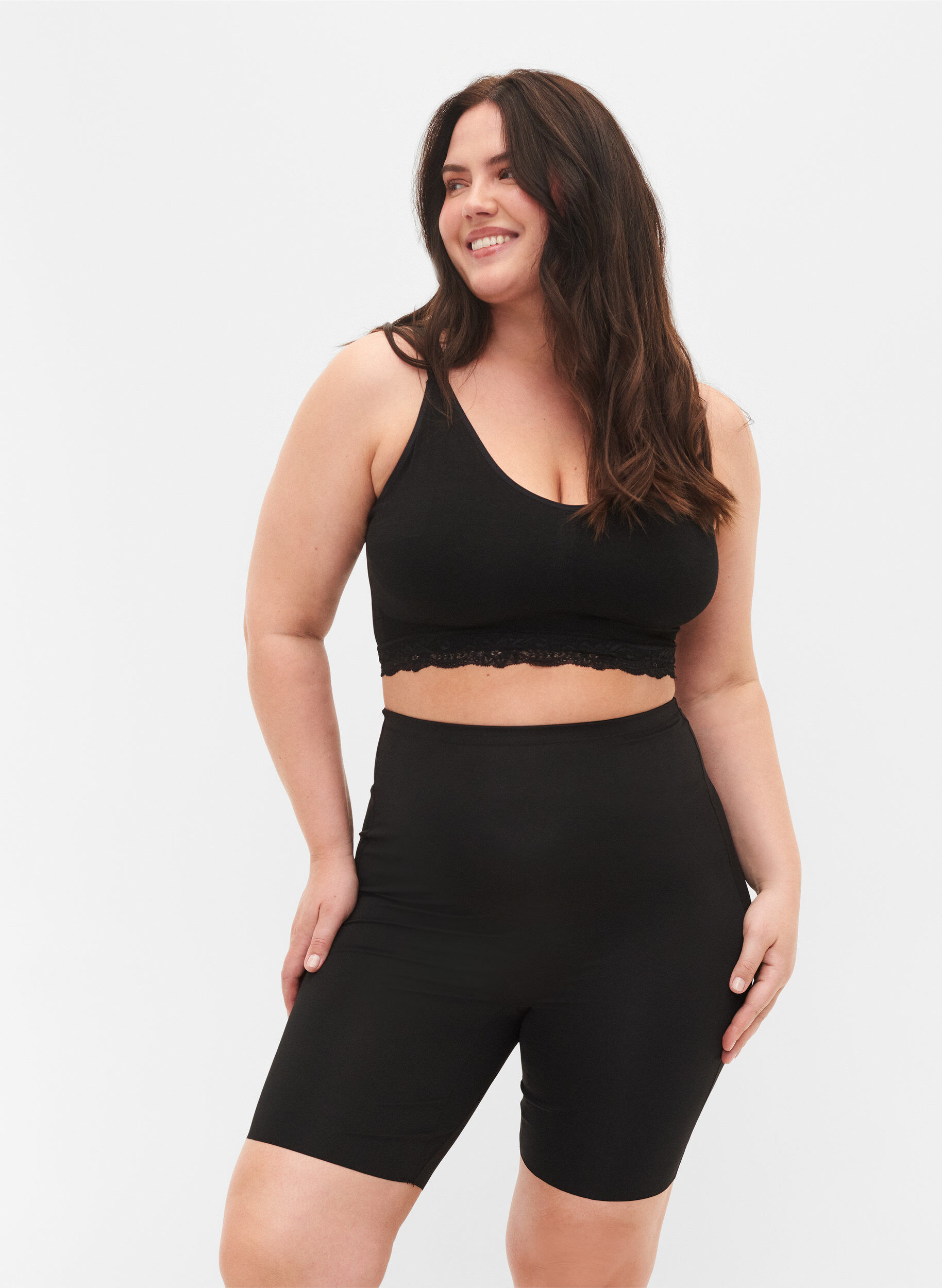 Light shapewear shorts med h&oslash;yt liv, Svart, Model