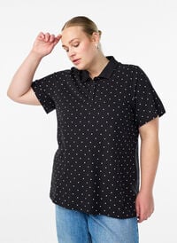 Prikkete poloskjorte med korte ermer, Svart Prikkete poloskjorte med korte ermer, Svart, Model