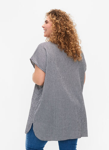 Kortermet bomullskjorte med striper, Black Stripe, Model image number 1