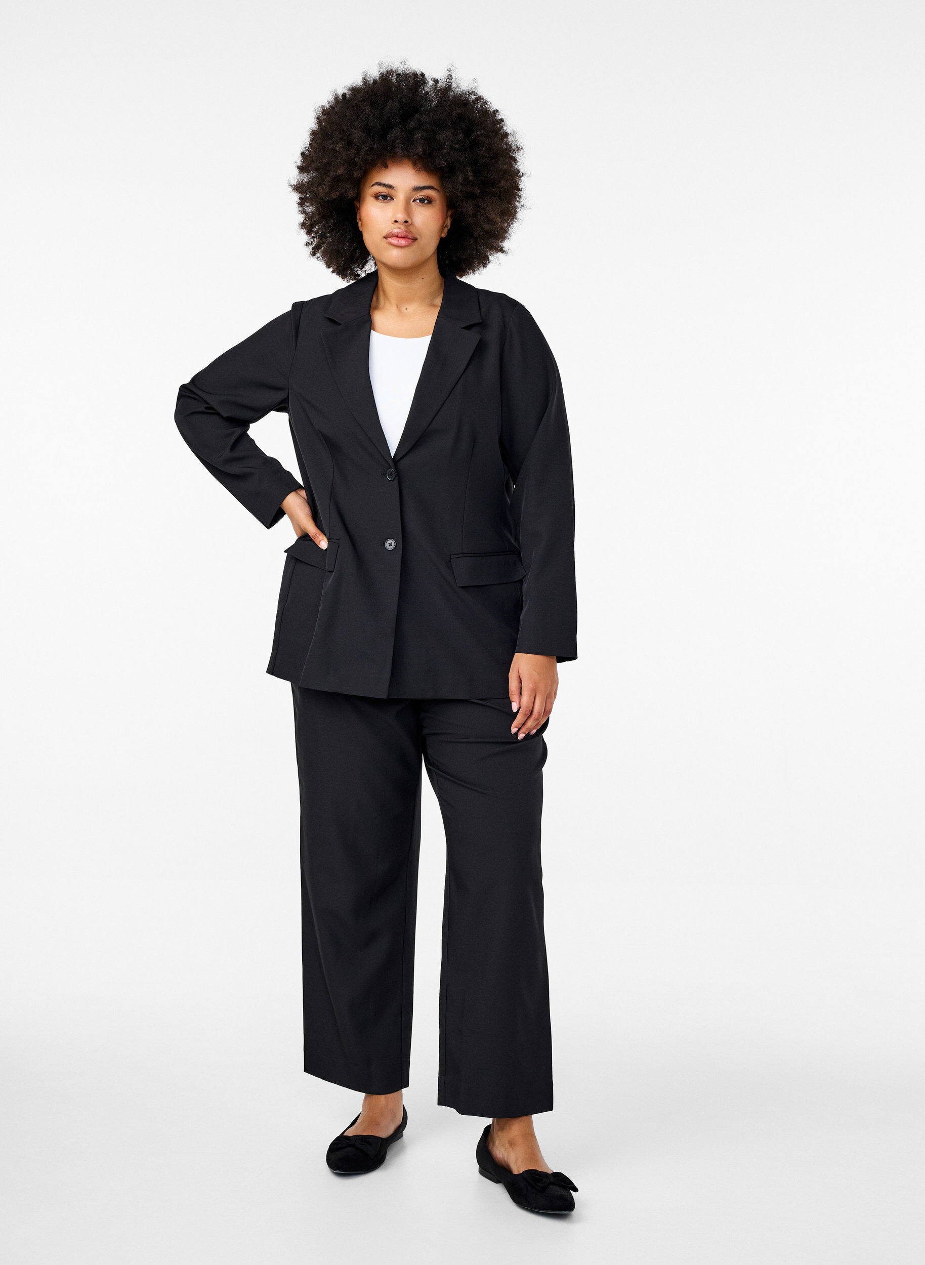 Zizzi FLASH - Blazer med lommer og splitt, Svart, Model image number 1