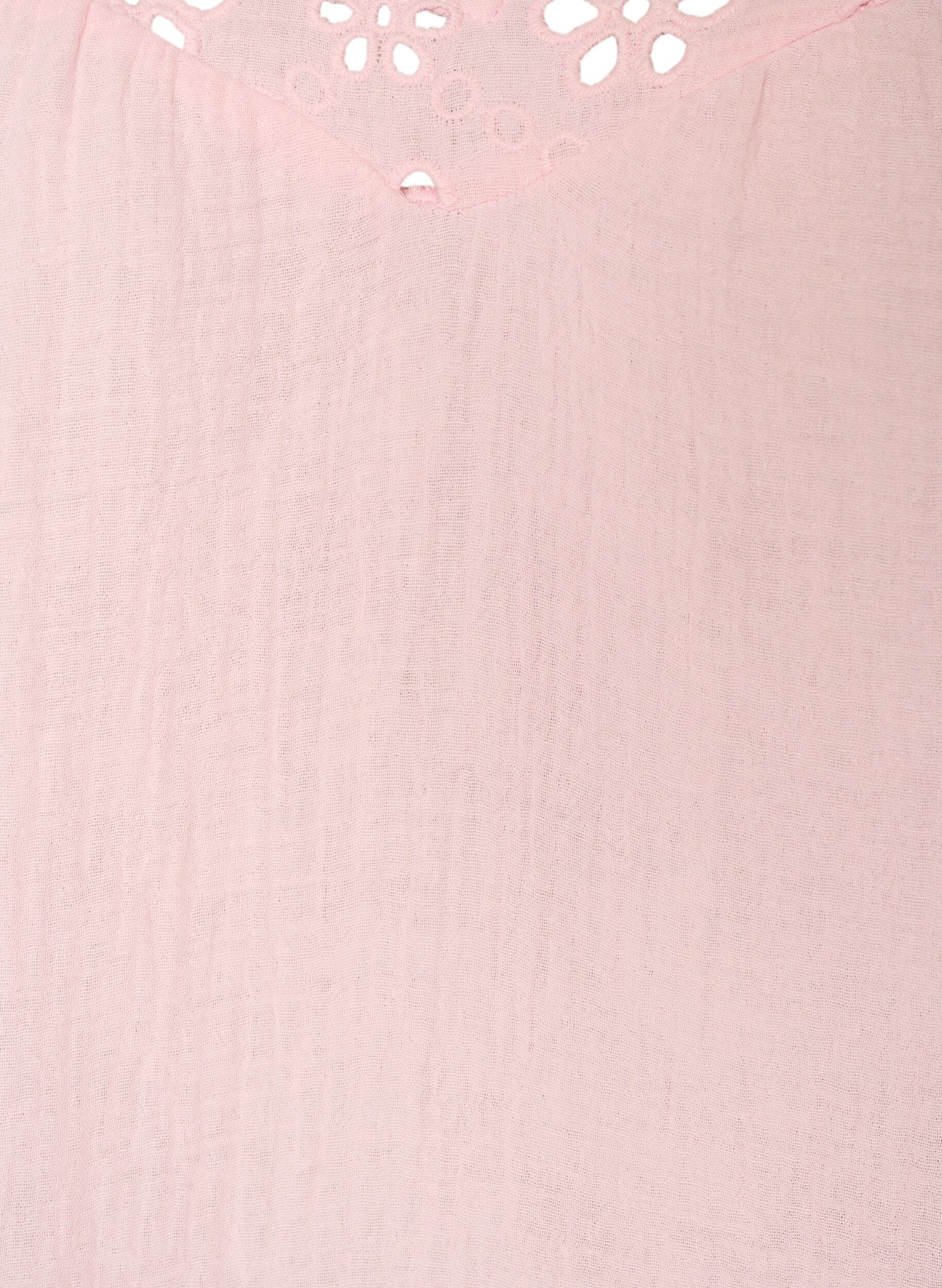 ZizziBluse i bomullsmusselin med broderie anglaise og 1/2 ermer, Rosa, Packshot image number 2