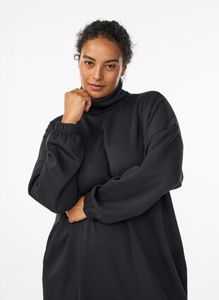 Zizzi Turtleneck kjole i A-linjefasong, Svart, Model image number 2