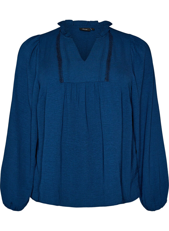 Bluse med V-hals og heklet b&aring;nd, Bl&aring;, Packshot image number 0