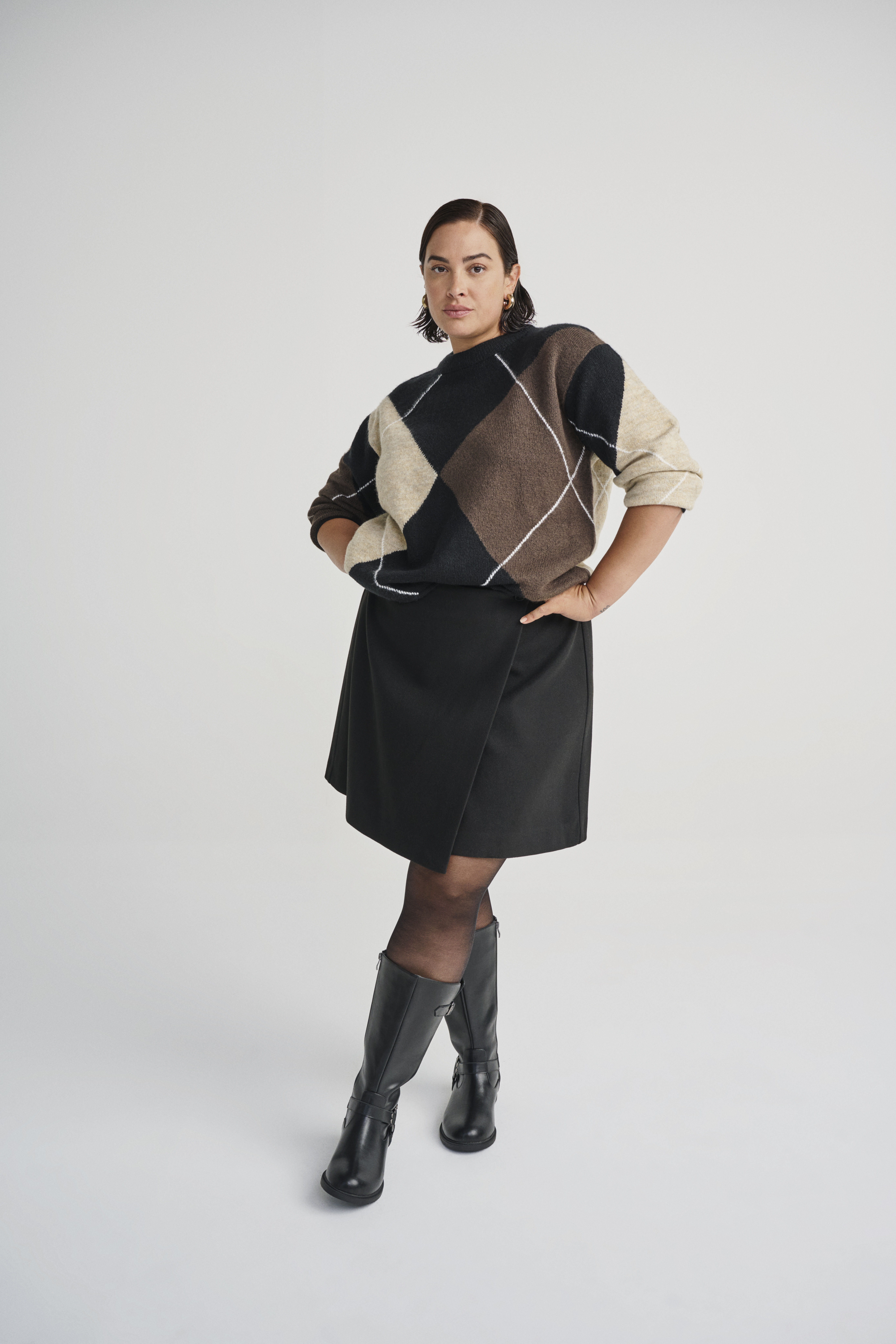 Zizzi St&oslash;vel med spenne i skinn, , Model