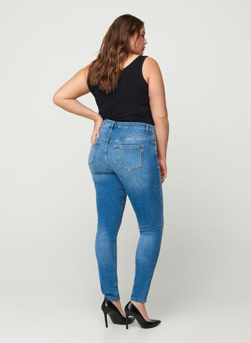 Ekstra slim Nille jeans med høyt liv, Light blue denim, Model image number 1