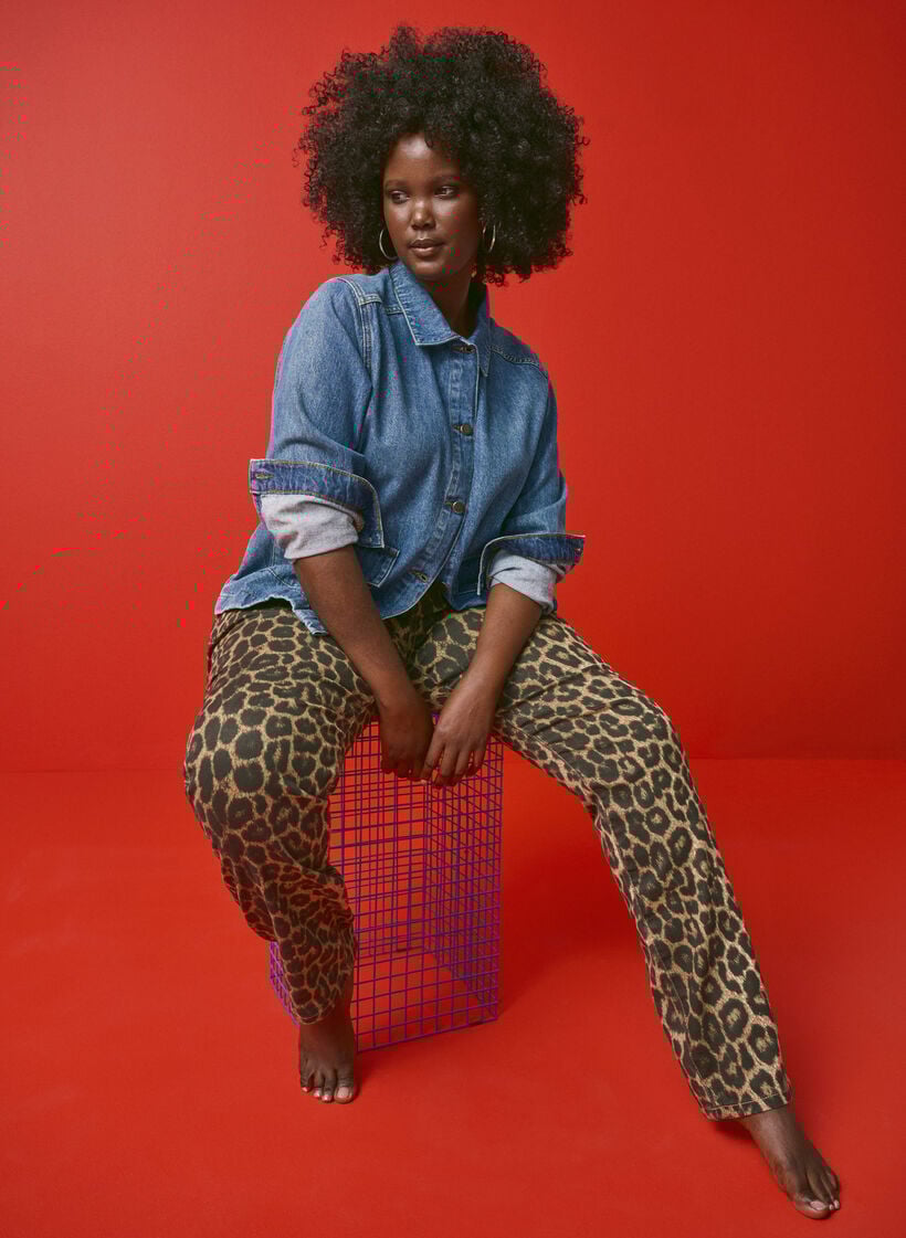Emily jeans med leopardtrykk, Brun, Image image number 0