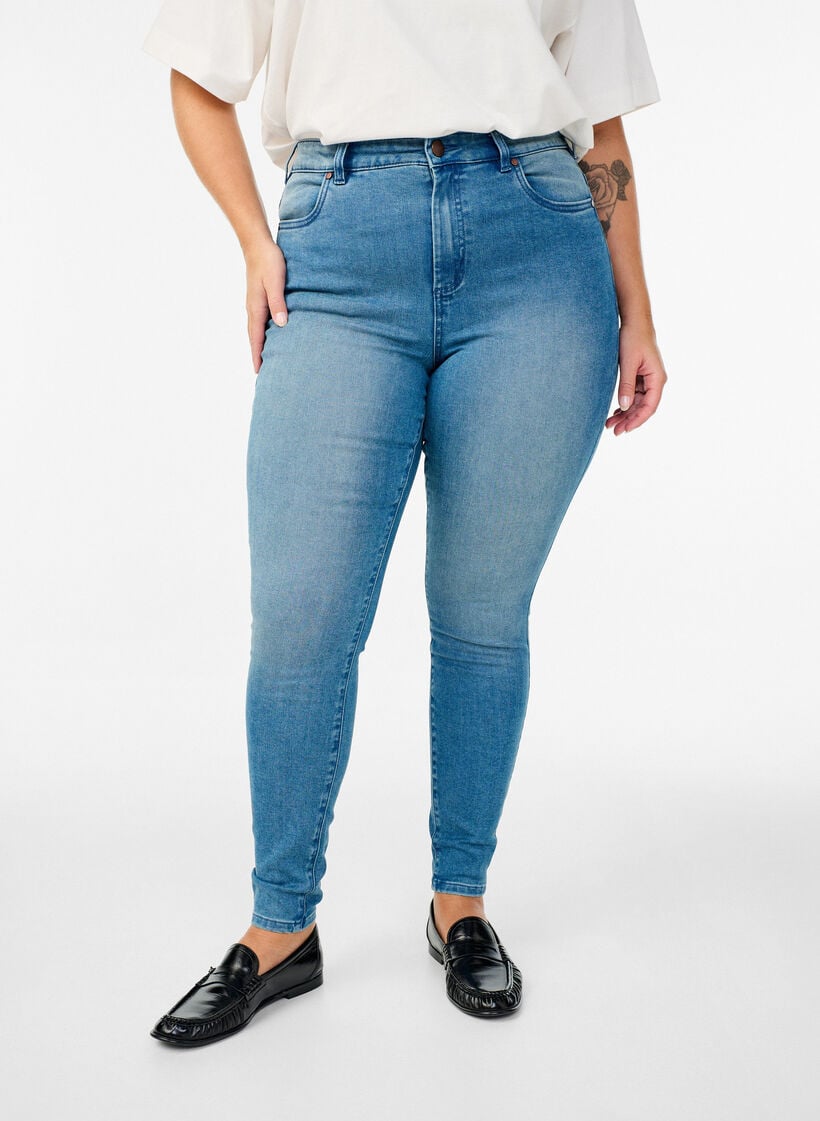 Super slim Amy jeans med h&oslash;y midje, Bl&aring;, Model image number 2