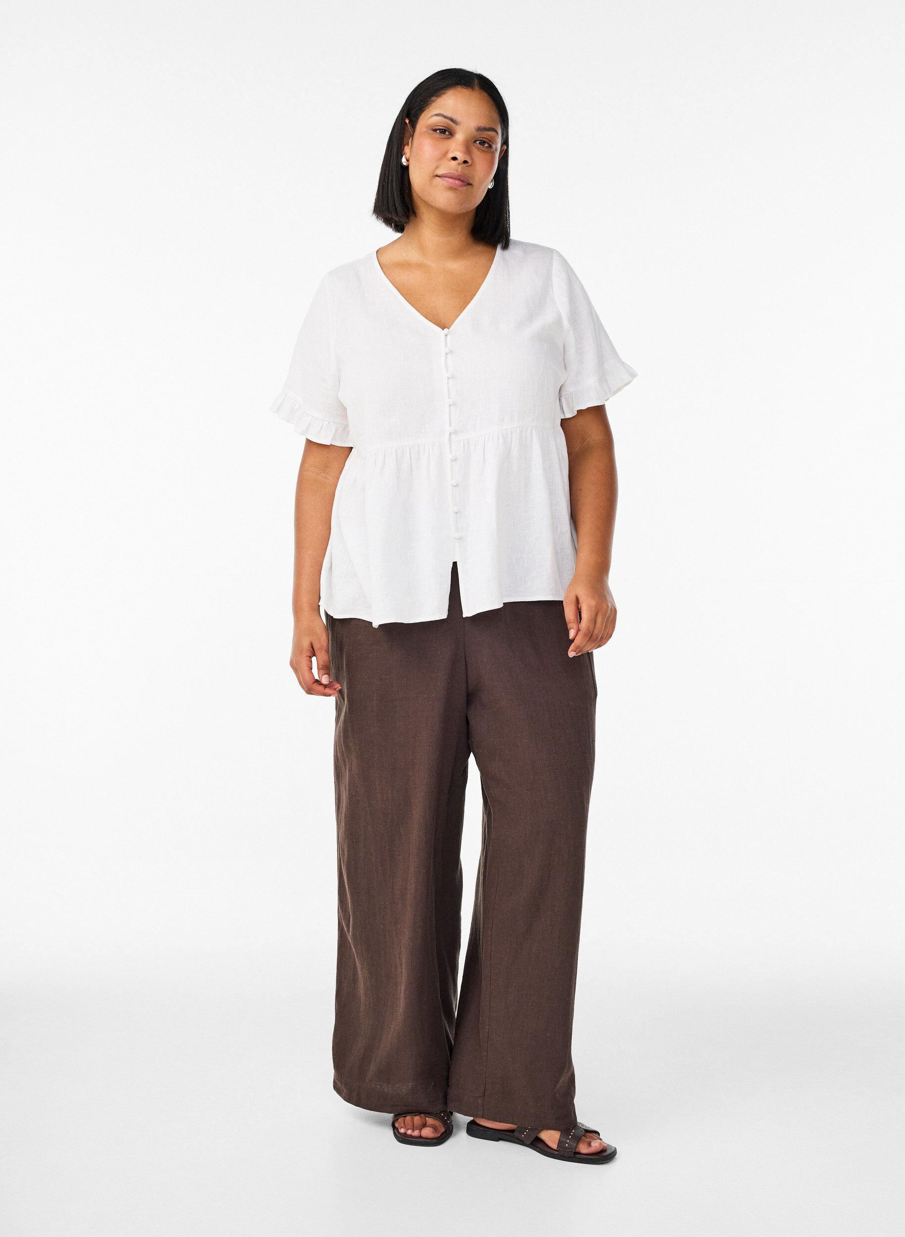 ZizziBluse i lin og viskose med V-hals og knappelukking, Hvit, Model image number 1