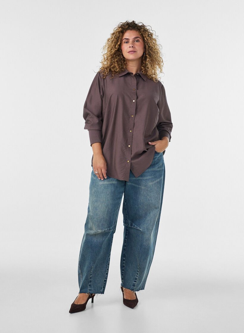 Viskoseskjorte med gullknapper, Brun, Model image number 1