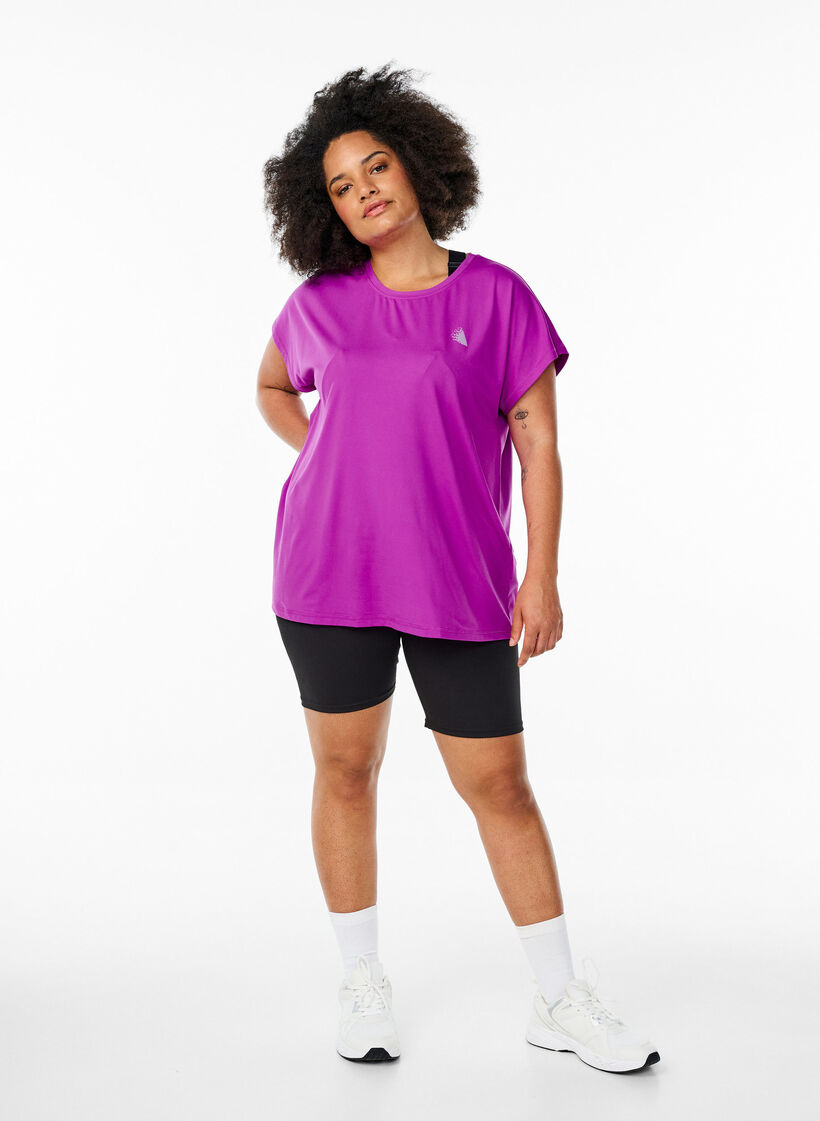 Ensfarget trenings-T-skjorte, Purple Cactus Flower, Model