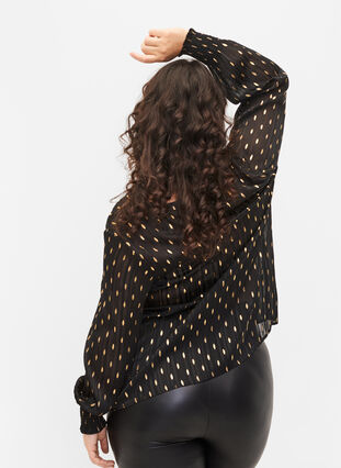 Mønstrete bluse med smock og V-hals, Black w. Gold, Model image number 1