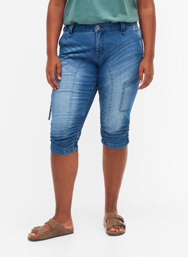 Slim fit caprijeans med lommer, Light blue denim, Model image number 3
