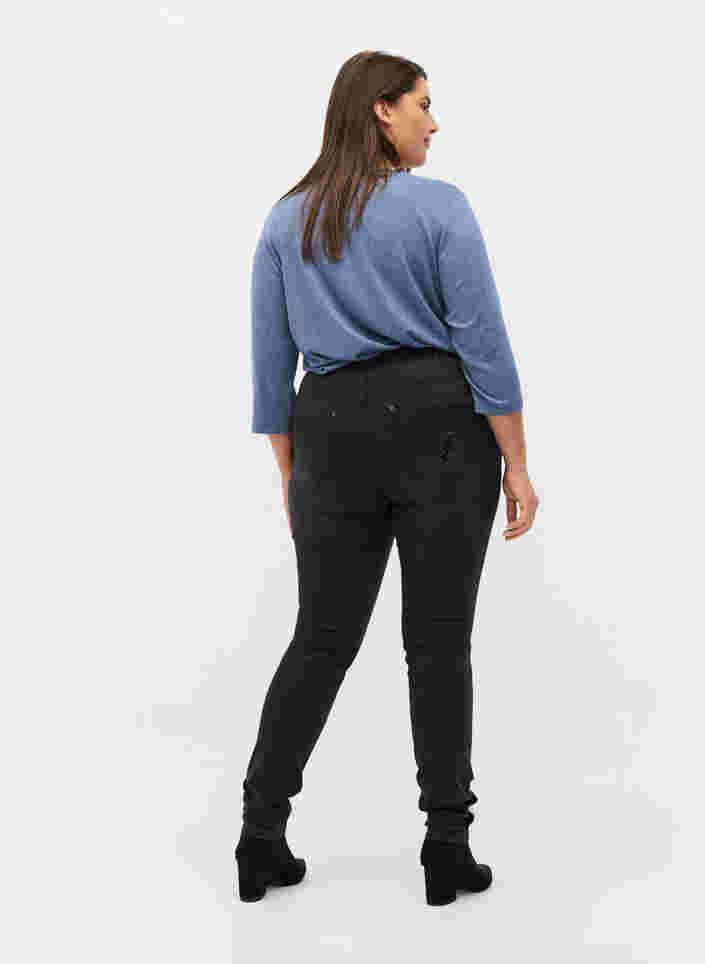 Super slim Amy jeans med splitt og knapper, Grey Denim, Model image number 1