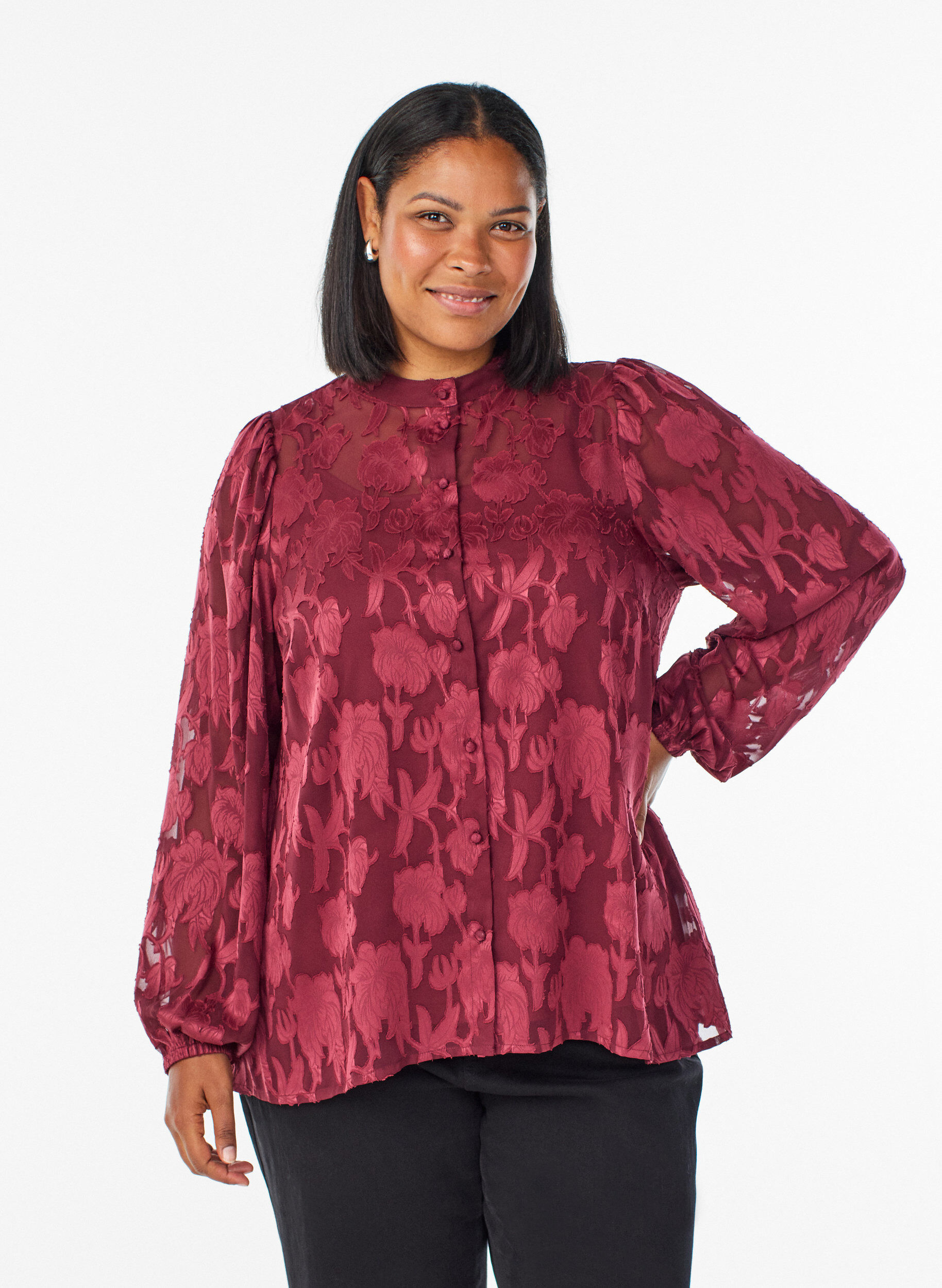 Bluse med knapper og blomsterprint, M&oslash;rk Bordeaux, Model