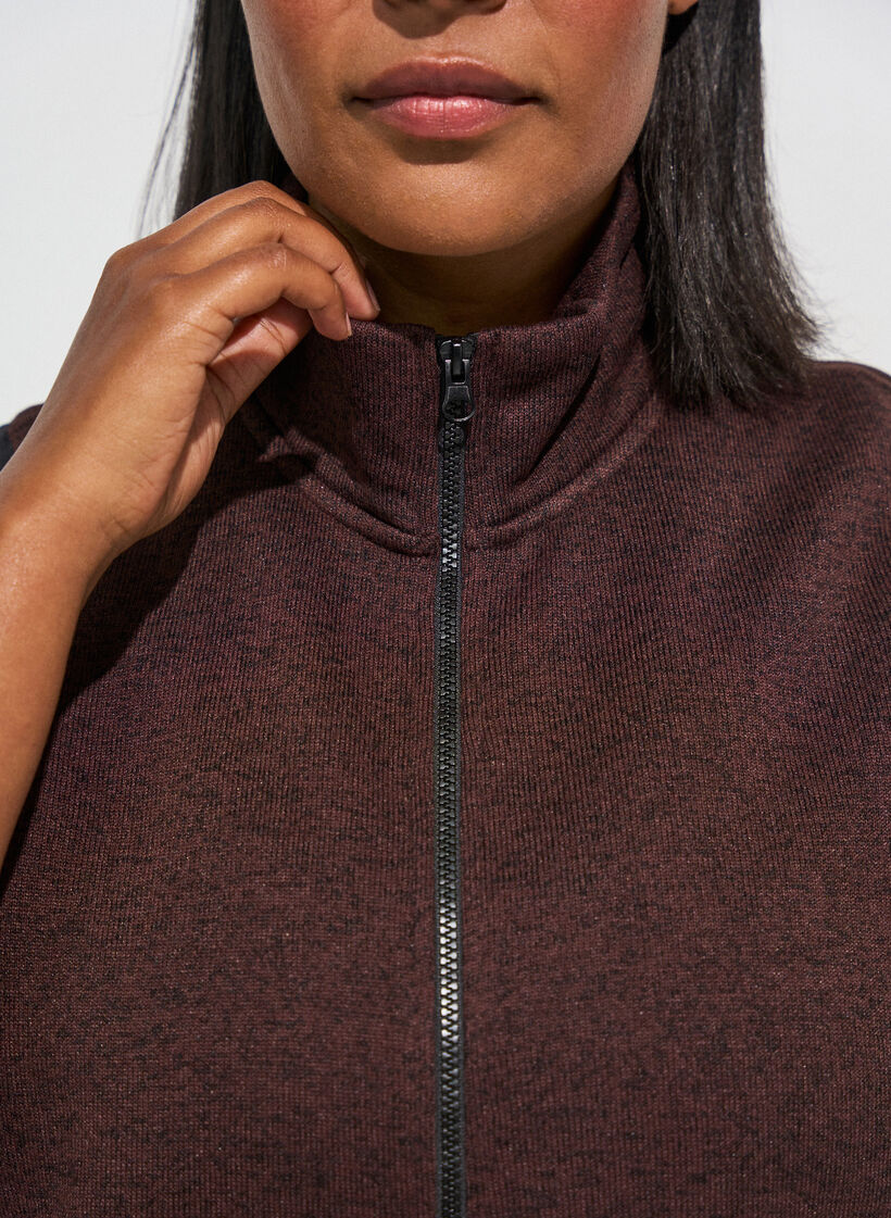 Vest med h&oslash;y hals og glidel&aring;s, Brun, Model image number 3