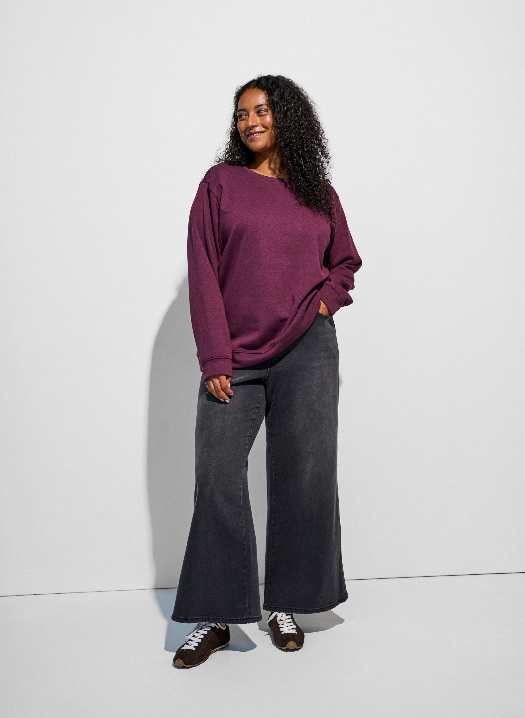ZizziGenser med crewneck, R&oslash;d, Model image number 1